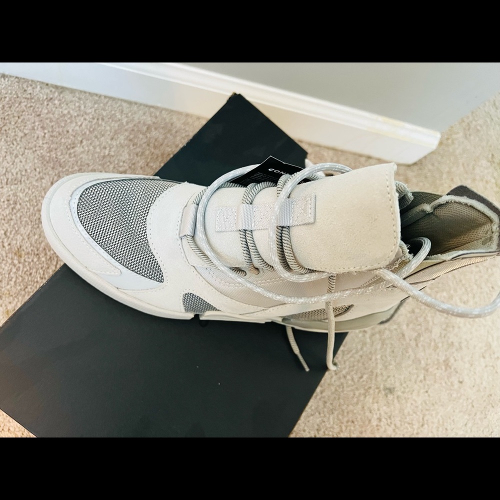 Converse boot sneaker. Brand new